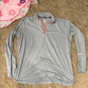Nike Dri Fit - loose fit